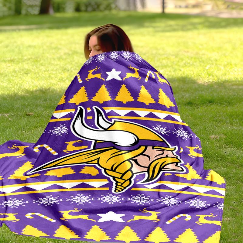Minnesota Vikings Ugly Sweater Flannel Fleece Blanket Cozy Warm Throw Blanket For Couch Bed Travel All Season Use