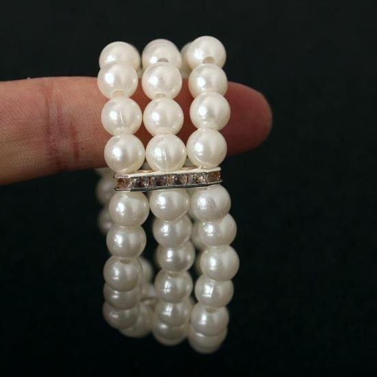 Faux Pearl Bracelet Women Retro Wrist Bracelet Ladies Rhinestone Stretch