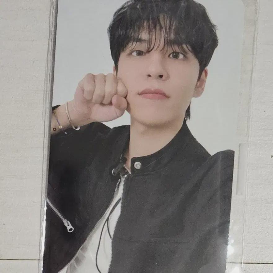 DAY6 Wonpil 40,000 Won Photocard