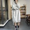 Осень Зима Новое Однотонное Платье Миди с Капюшоном Женское Лоскутное на Кулиске Карманы Свободное Модное Повседневное Теплое Платье с Длинным Рукавом