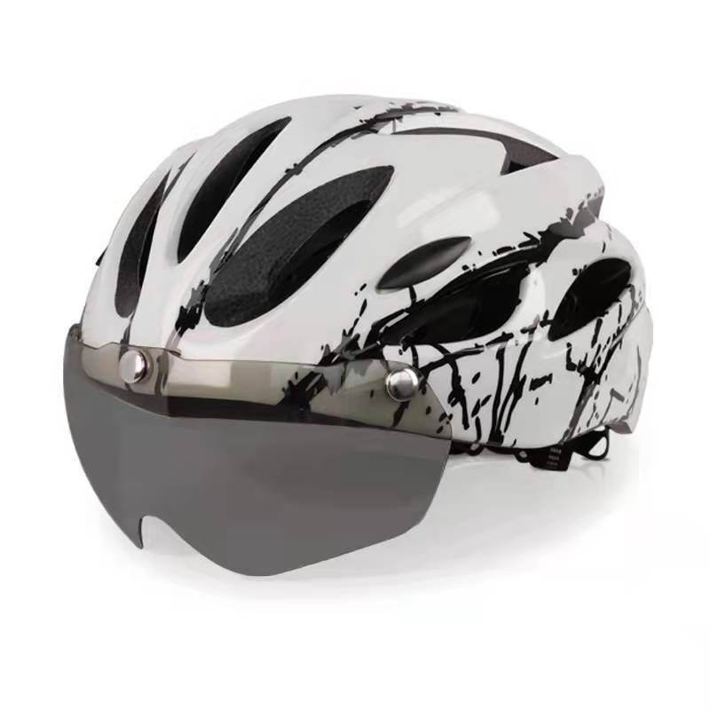 Bicycle Helmet Male Mountain Bike Road Bike Teen Roller Skating Bike Breathable Safety Helmet Female Cycling Gear