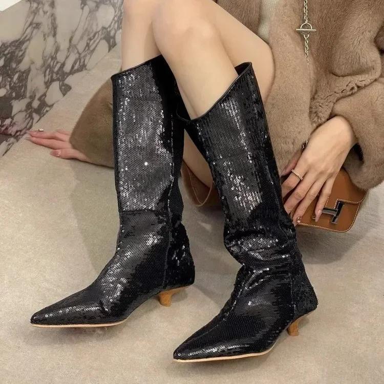 Блестящие туфли на низком каблуке женские роскошные высокие сапоги с острым носком платье сексуальные туфли-лодочки 2025 тренд зимние снежные ботинки женские готические вечерние туфли-лодочки
