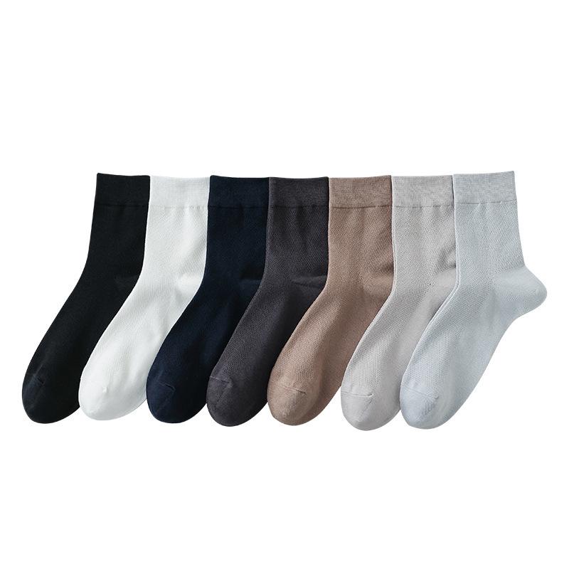 Мужские сетчатые носки средней длины из хлопка — дышащая, впитывающая пот, повседневная спортивная одежда однотонного черного и белого цветов для весны/лета.