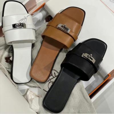 Повседневные тапочки с резьбой на каблуке, женские туфли из сланца, женские пляжные роскошные мягкие туфли на плоской подошве, новинка 2024 года, модные сабо, шлепанцы