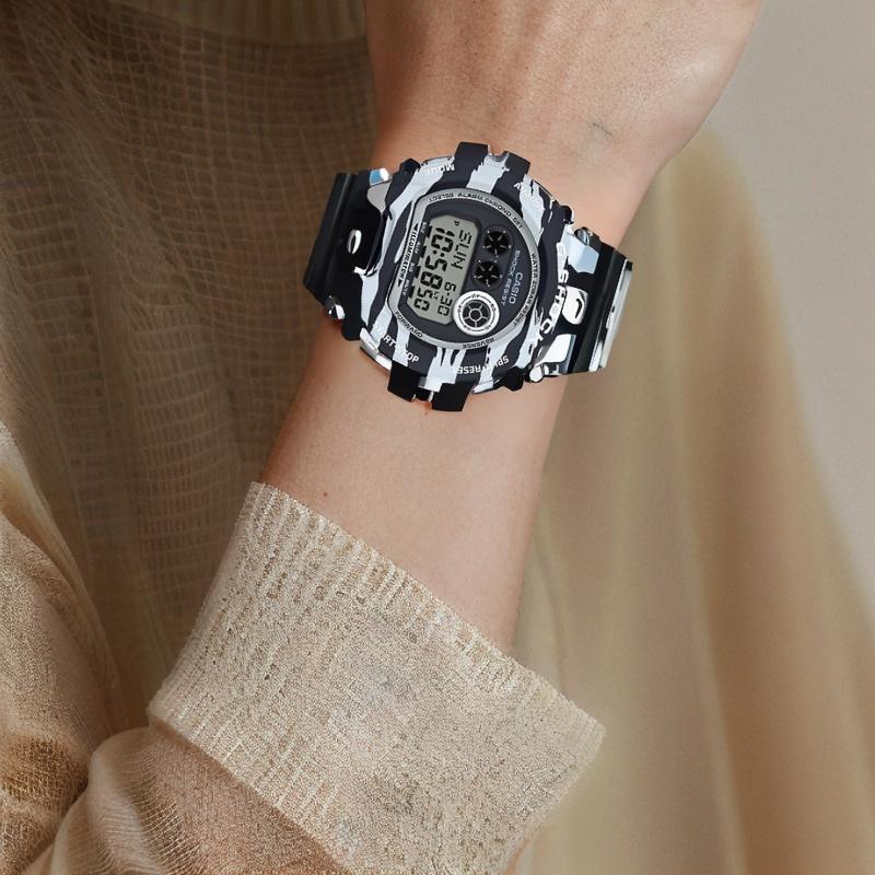 Casio Серия G-SHOCK 2015 Серия TWO TONE Полностью автоматический календарь Ударопрочный и водонепроницаемый Механизм Кварцевый механизм Ремешок из смолы GD-X6900BW-1