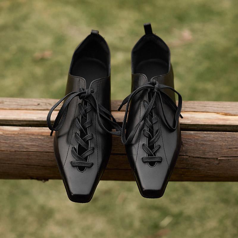 Мода 2025 Горячая Распродажа Модные Туфли-лодочки из Натуральной Кожи на Низком Каблуке на Шнуровке Женские Повседневные Балетки для Ежедневной Ходьбы Молодежные Повседневные Весенне-Осенние Черные Туфли