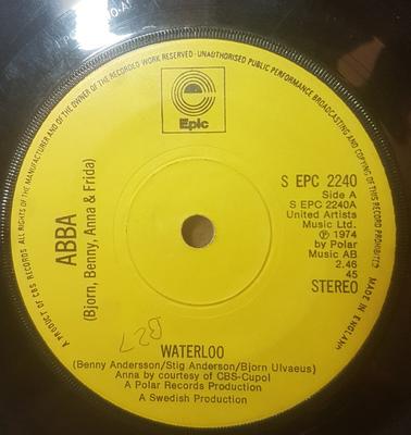 7-дюймовая пластинка ABBA BJRN BENNY AGNETHA ANNI Waterloo SEPC2240 Epic 1974 UK Поп Б/у