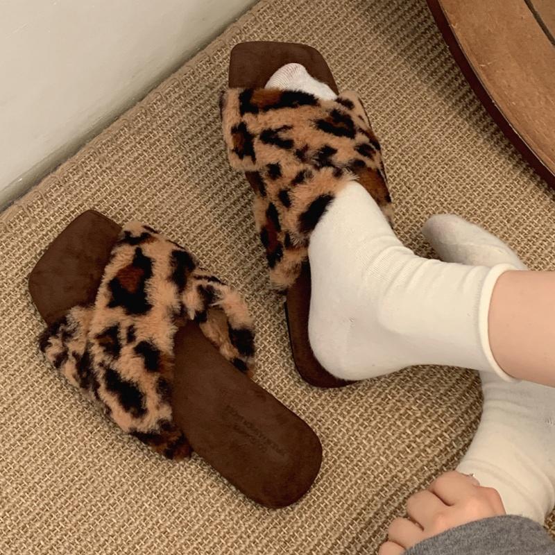 Мода Мода Хлопок Уютное Меховое Платье Женские Плоские Тапочки 2025 Зима Повседневные Дизайнерские Новые Тапочки Для Улицы Удобные Женские Тапочки