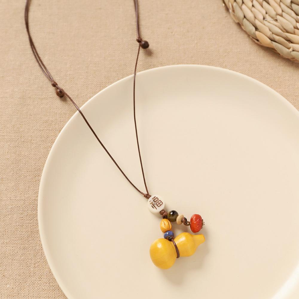 Handmade woven necklace pendant in Chinese ethnic style cotton and linen pendant necklace