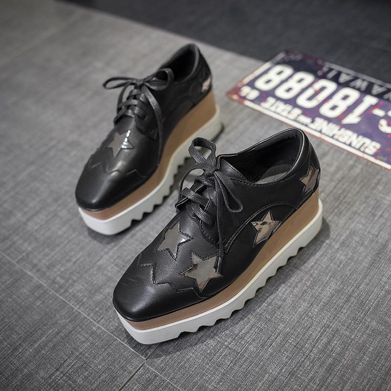 2024 Туфли для торта на толстой подошве со шнуровкой и наклонным каблуком в звездном стиле на высоком каблуке с квадратной головкой, водонепроницаемые туфли на платформе с глубоким вырезом, женские туфли, высота HZB