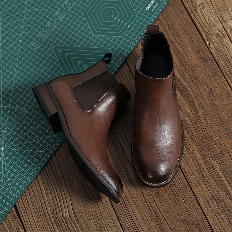 Модные британские остроносые ботильоны для мужчин 2024 года, осень-зима, новые дизайнерские ботинки челси, мужская модная повседневная кожаная обувь для мужчин