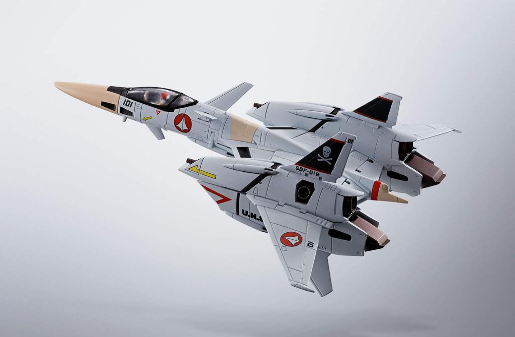 TAMASHII NATIONS R The Super Dimension Fortress Macross Lightning III 150mm Painted Movable Figure HI-METAL VF-4 Approx. ABS&PVC&Diecast