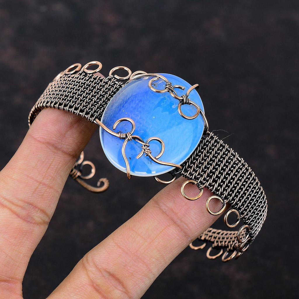 Браслет-манжета с молочным опалом, браслет из медной проволоки, ювелирные изделия из драгоценных камней с молочным опалом, регулируемый браслет-манжета, ювелирные изделия из медной проволоки, браслет ручной работы