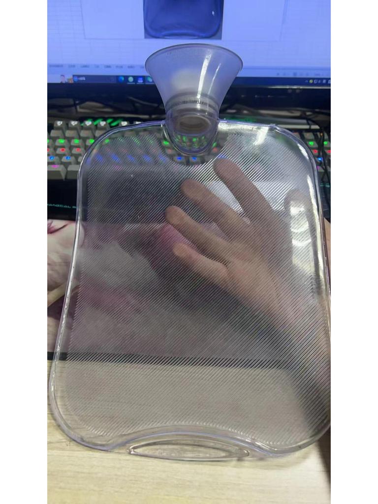 Портативная женская грелка-сумка с горячей водой для успокоения и комфорта с симпатичным дизайном.