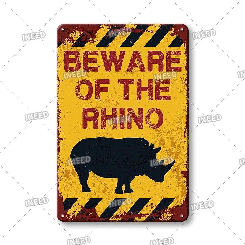 BEWARE OF Dog Cat Chicken Retro Plaque Metal Tin Signs Garden Yard Home Decoration Caution Kraken Plate Animal Warning Sign