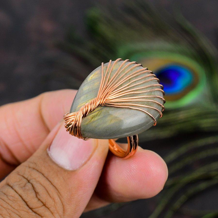 Подарочное кольцо ручной работы из медной проволоки с натуральным лабрадоритом, размер 8 u7C47