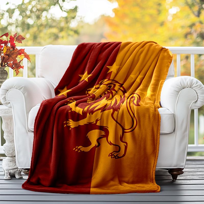 Galatasaray Flannel Blanket Soft All-Season Throw, Design for Camping, Car Travel, Hiking Sofa, Bed, Office Perfect Gift for Parties