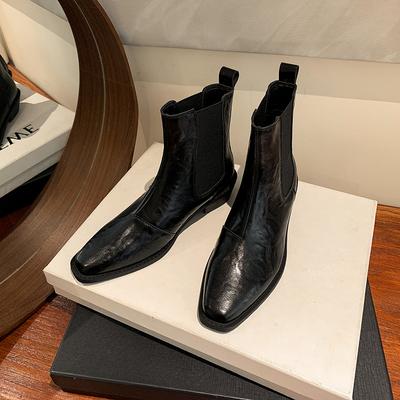 2025 осень и зима новая модель остроносые челси на одной педали короткие ботинки модный рукав толстый каблук ботинки мартин женские