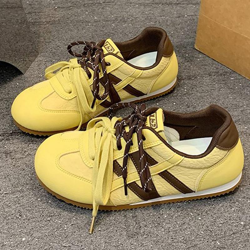 Fashion Autumn Korean Mix Color Sports Shoes Women 2025 Outdoor Non Slip Light Weight Sneakers Woman Lace Up Vulcanize Shoes Female