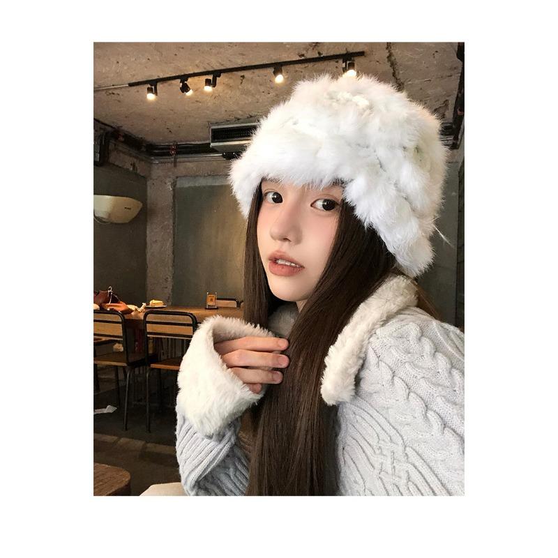 Women Winter Thick Warm Knit Fisherman Hat White Rabbit Fur Small Face Cap