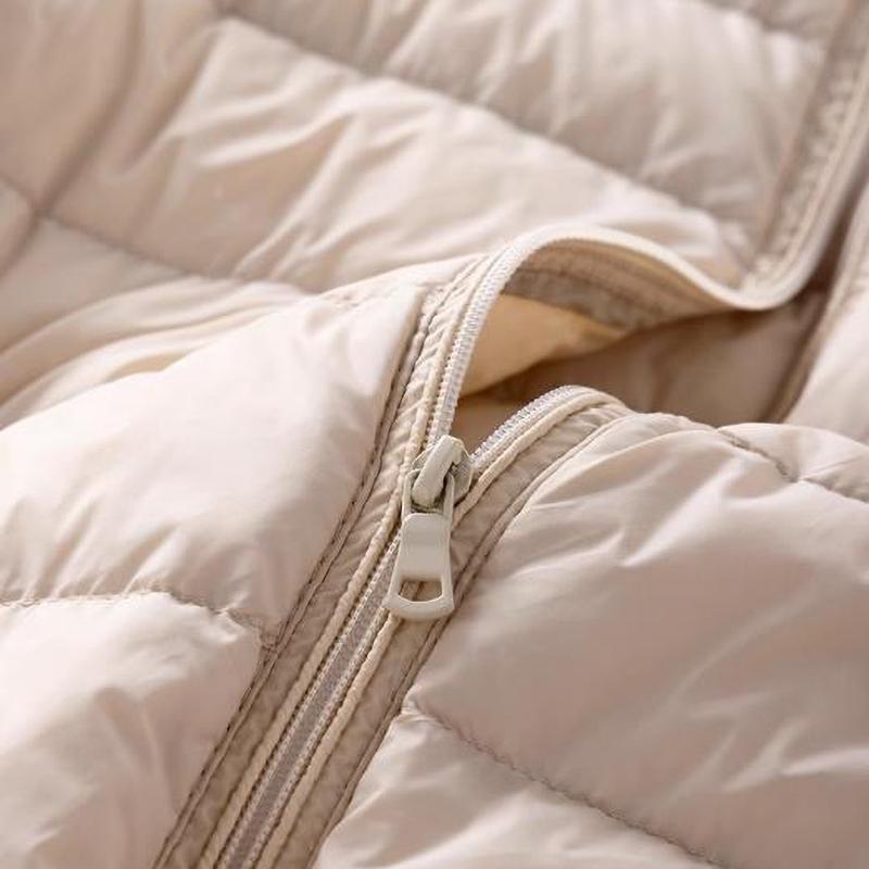 Women's Lightweight Down Jacket Short Warm Fashionable Hooded Lightweight Fitted Outerwear