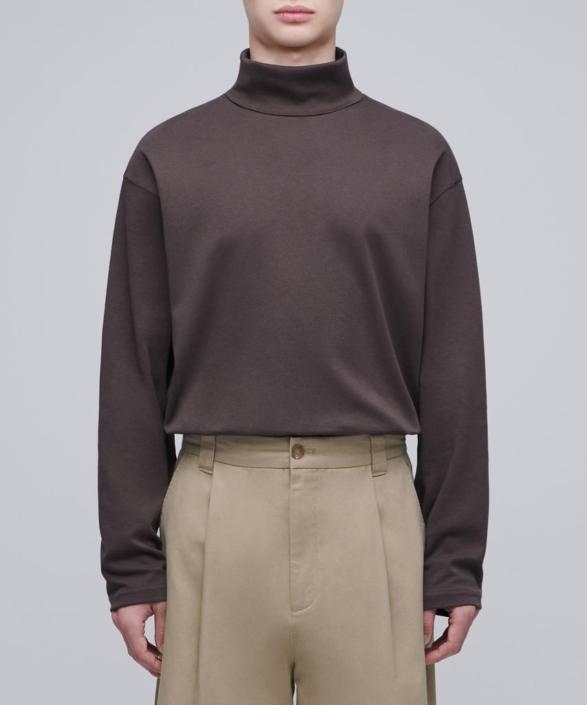 MUSINSA STANDARD Relaxed Turtleneck Long Sleeve T-Shirt [Dark Brown]