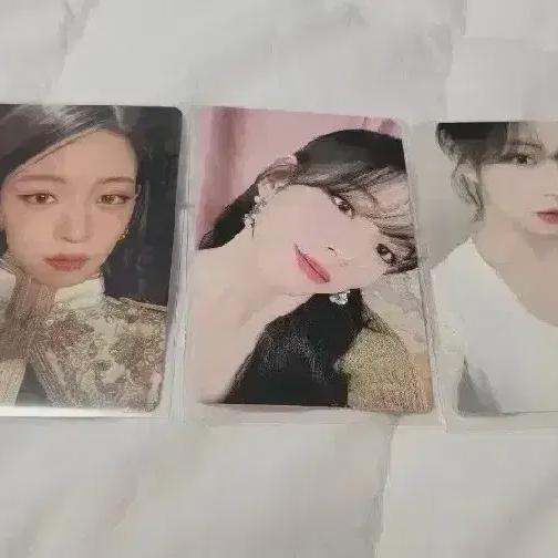Fromis9 Membership + Season's Greetings Photocard Chapter 3 Lee Chaeyoung