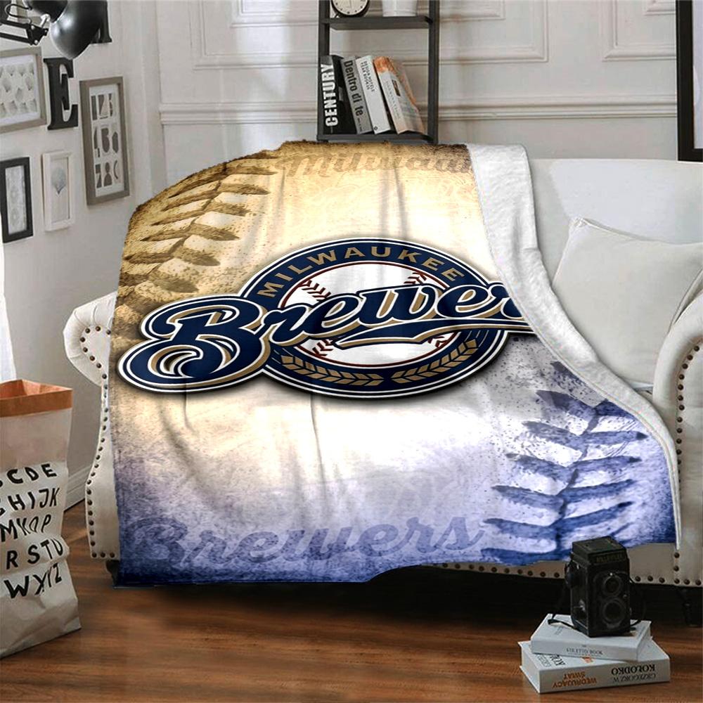 Milwaukee Brewers Print Flannel Blanket High Quality Warm Comfortable Cover for All Seasons Perfect for Gifts Home Decor