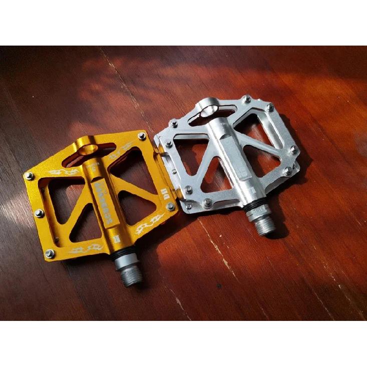 New 3 Bearings Bike Pedals Non-Slip MTB Pedals Aluminum Alloy Flat Applicable Waterproof Cycling Accessories