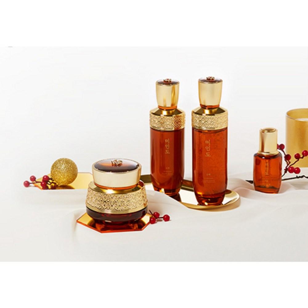 The Face Shop Специальный набор кремов Yehwadam Myeonghan Beauty Masterpiece