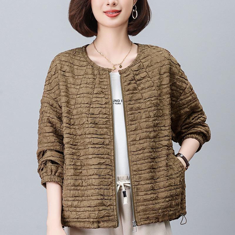 Повседневная куртка с мятой текстурой