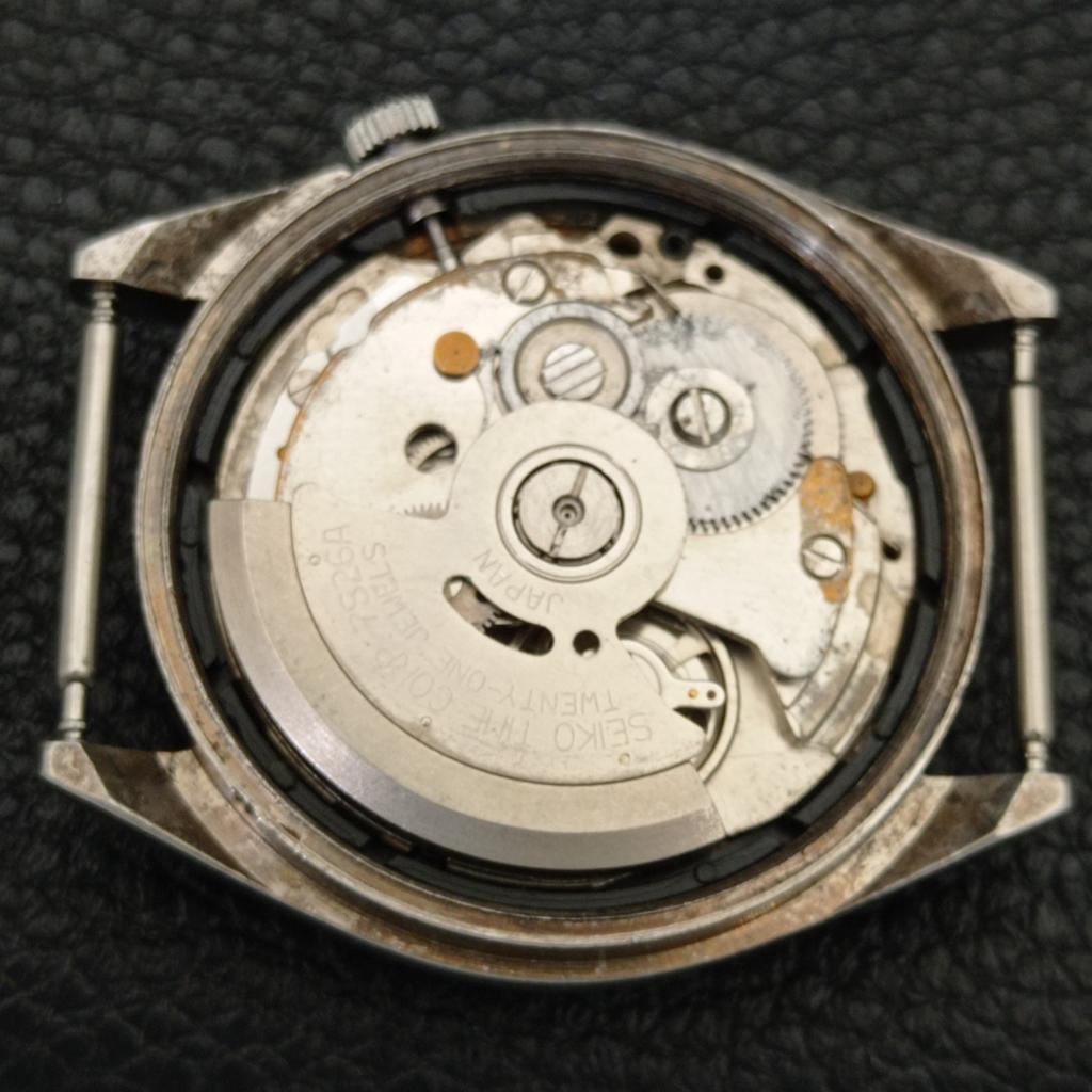 JAPAN VINTAGE SEIKO 5 AUTOMATIC 7S26A MENS BLUE COLOR DIAL WATCH A701666-5 R206c-a701666