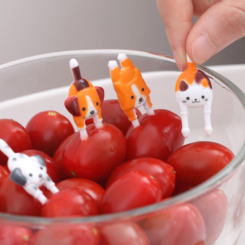 Cartoon Fruit Fork Mini Animal Cartoon Food Picks Children Snack Cake Dessert Food Forks Lunch Accessories Party Decor
