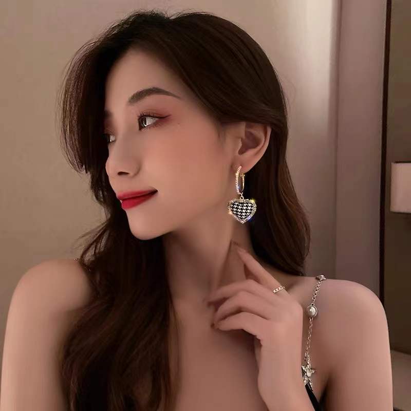 Классические висячие серьги-сердечки с жемчугом в виде решетки для женщин и девочек, модные серьги для вечеринки, подарки KTJ
