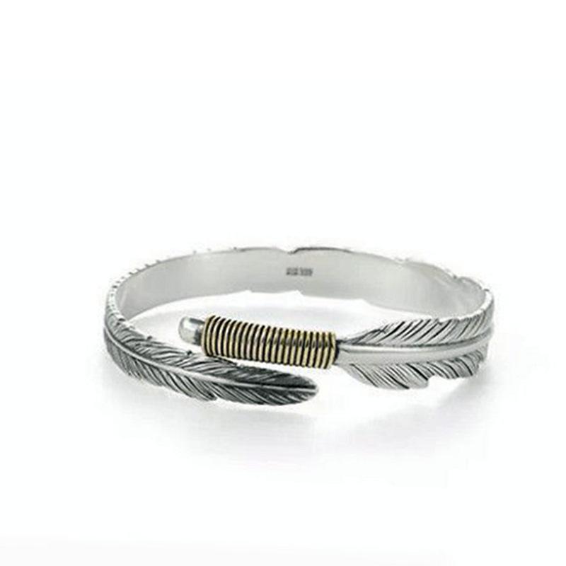 Retro European-American Open Feather Bracelet - Personalized Fashion Accessory