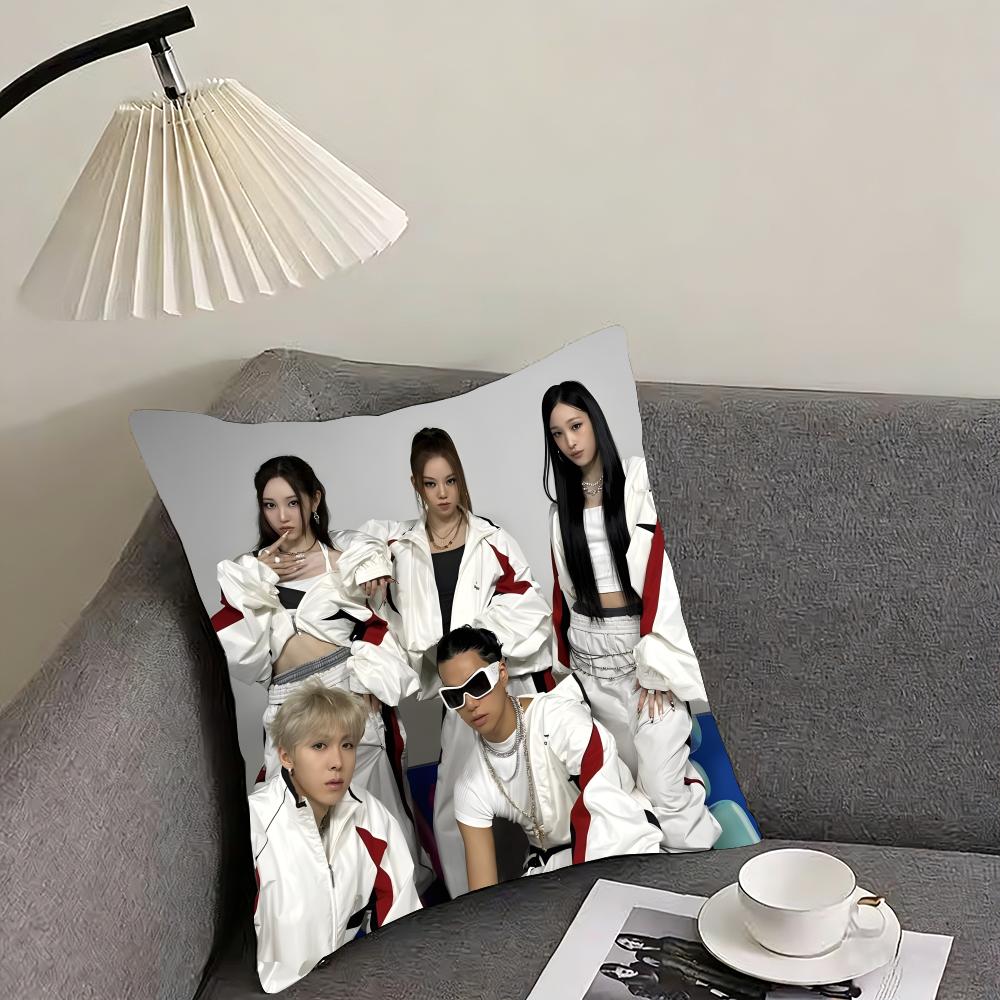 Kpop A-ALLDAY PROJECT ADP Наволочка для подушки-кушона Реверсивная плюшевая наволочка – Для автомобиля, дивана, спальни, идеально подходит в качестве подарка.