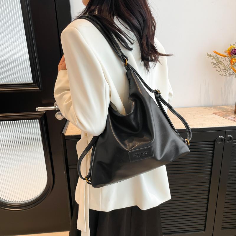 2025 Autumn New Retro Large-capacity Underarm Tote Bag Women's Bag Multi-function Single Shoulder Oblique Span Bag Backpack