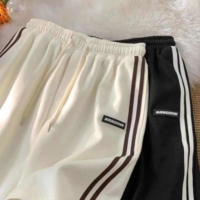 Спортивные повседневные шорты для женщин в гонконгском стиле для пар, свободные шорты с пятью точками, летние модные шорты на открытом воздухе