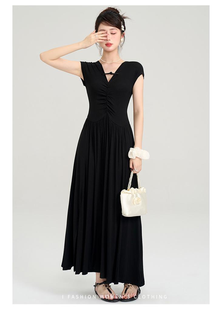 French slim fit temperament short sleeved dress for summer, waist cinching and slimming, V-neck A-line long skirt