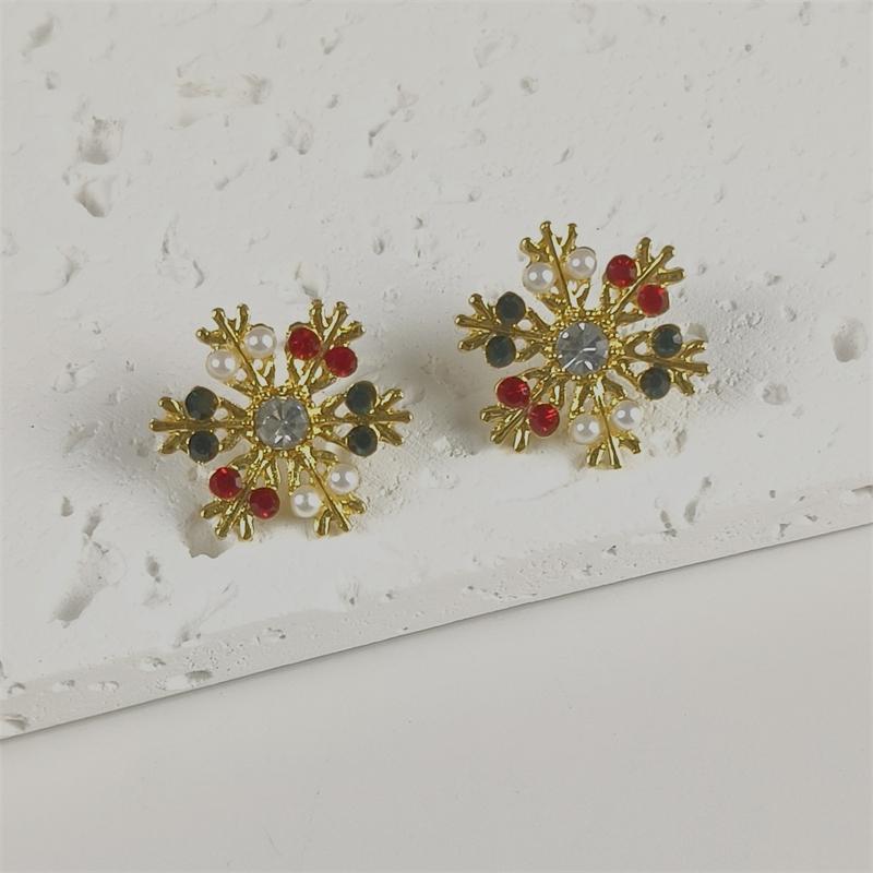 Зимние серьги-пусеты в виде снежинок для женщин, красочные акриловые кристаллы, корейская мода, маленькие серьги, рождественская вечеринка, ювелирные изделия