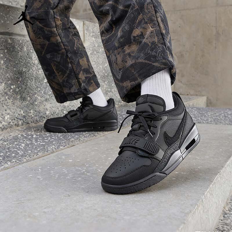 Jordan Мужские низкие кроссовки Legacy 312 CNY 'Черный Воин'