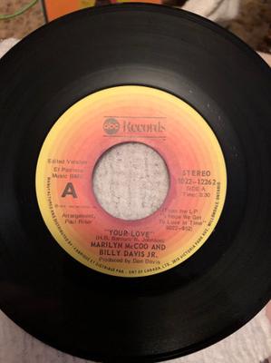 7-дюймовая пластинка MARILYN MCCOO BILLY DAVIS JR. Твоя любовь Моя любовь к тебе Будет A 102212262 ABC Records 1977 Канада SoulFunk Б/у