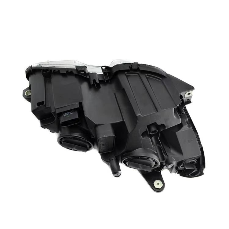 Передний блок-фара Mercedes-Benz W204 (2048208361, 2048208461)