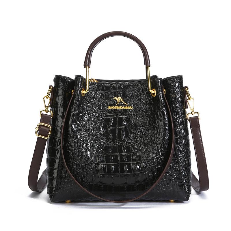 This Handbag Is A High-end, Fashionable and Elegant Single-shoulder Tote Bag for Commuting Casually