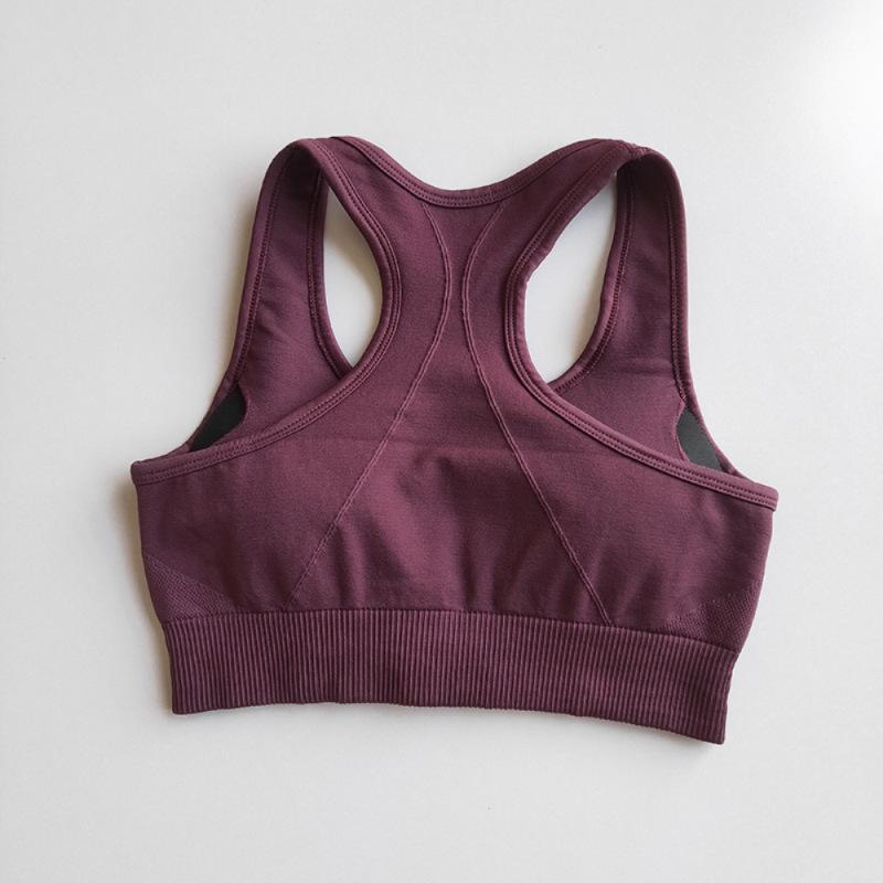 Бесшовный нейлоновый комплект для йоги и фитнеса с эффектом подтяжки бедер