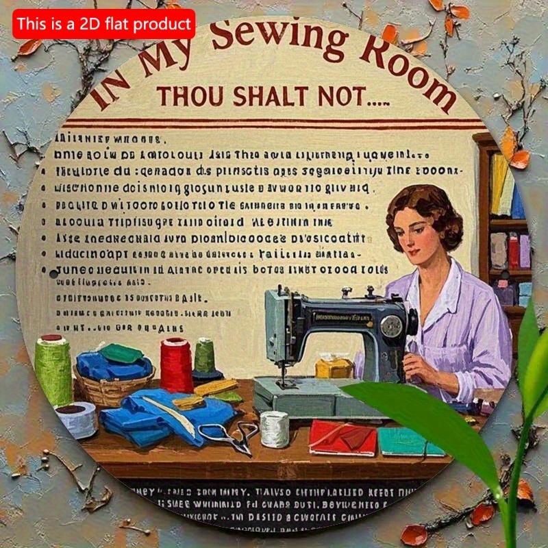2d Flat 20*20cm, "Thou Shalt Not In My Sewing Room" Wall Art Decoration Circular Wooden Decoration, Suitable for Home, Living Room, Cafe and Office.