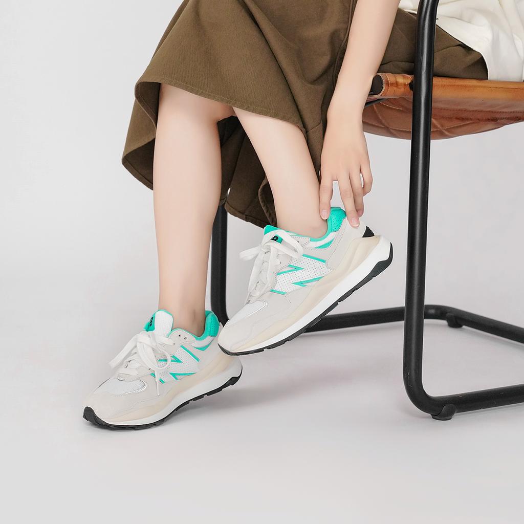 New Balance Женские кроссовки Sea Salt Summer Jade 57/40 кремовые W5740WA1