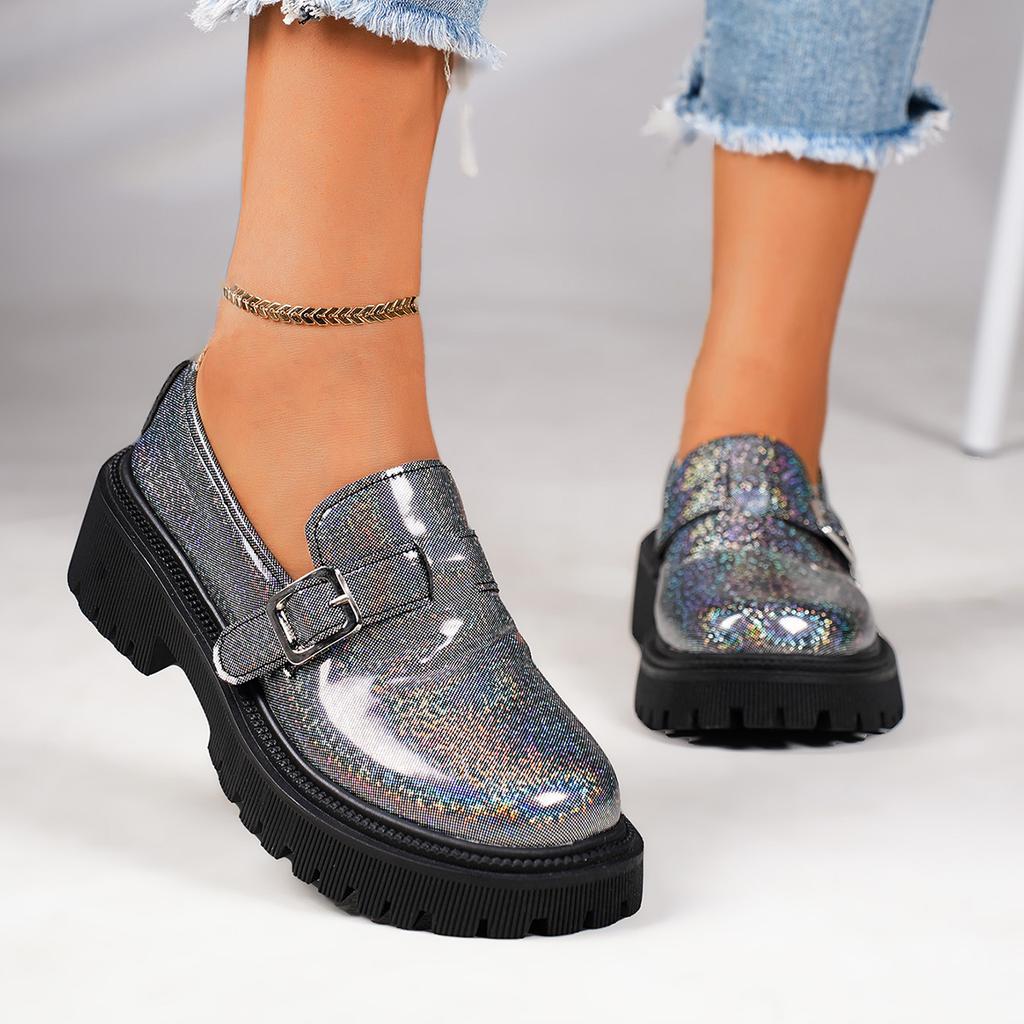 Мода 2024 Весенняя мода Лазерные лоферы для женщин Платформа Металлическая пряжка Плоские туфли Женские Круглый носок Слипоны Повседневная обувь Zapatas Mujer
