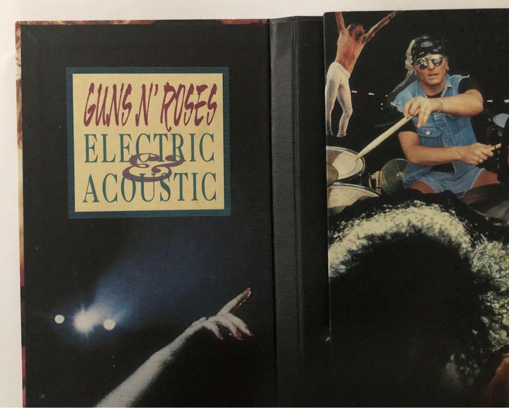 [USED] Guns N' Roses Guns & Roses Never End CD1,2