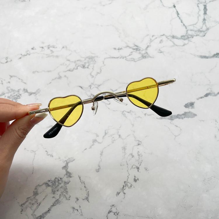 Мини маленькие очки мужские модные хип-хоп солнцезащитные очки маленькие любовь ретро смешные маленькие оправы глаз персонализированные солнцезащитные очки женские